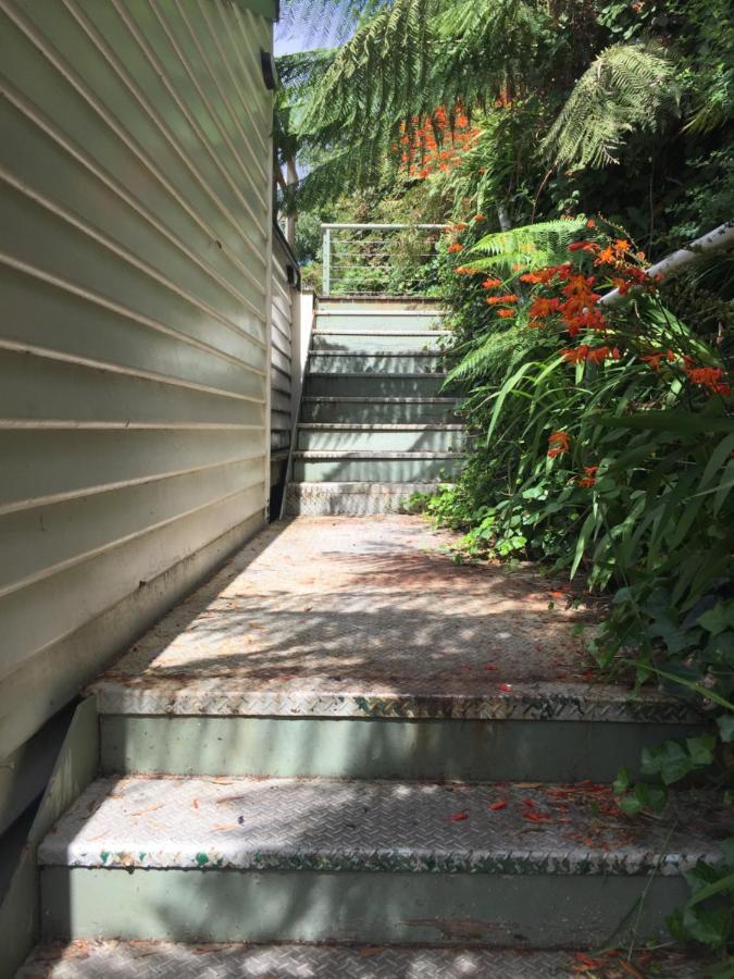 Bushman'S At Strahan Aparthotel Exterior foto